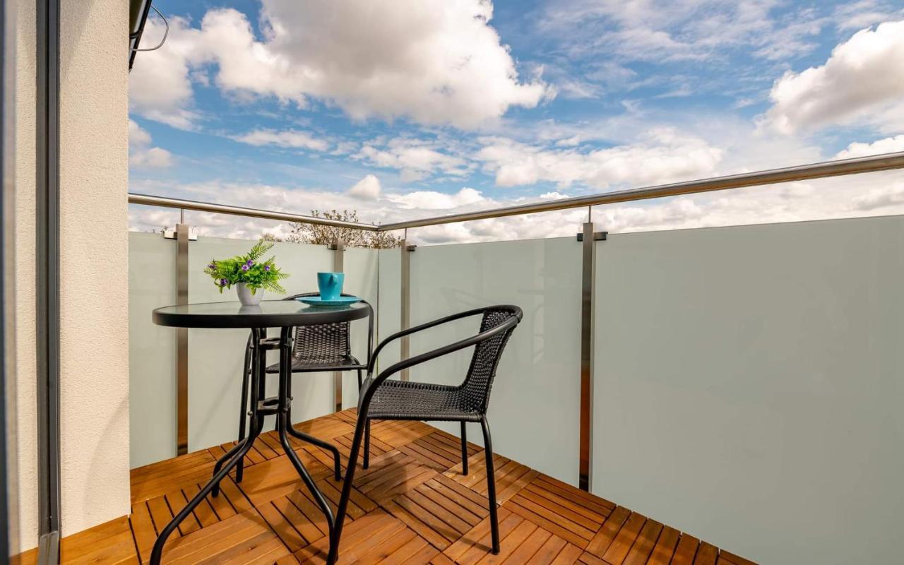Kameralna Ukosna Apartment เบียวิสตอก ภายนอก รูปภาพ