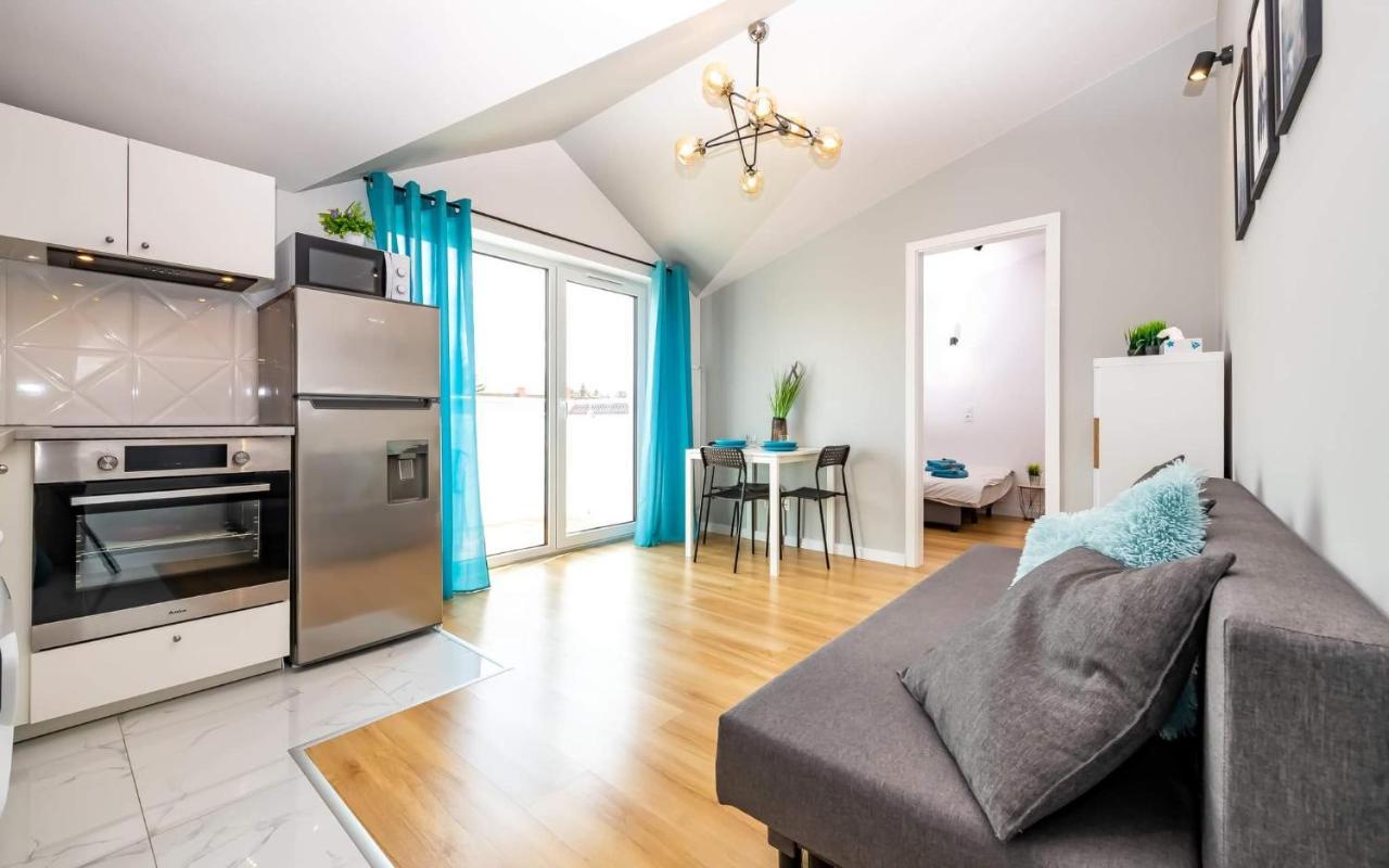 Kameralna Ukosna Apartment เบียวิสตอก ภายนอก รูปภาพ